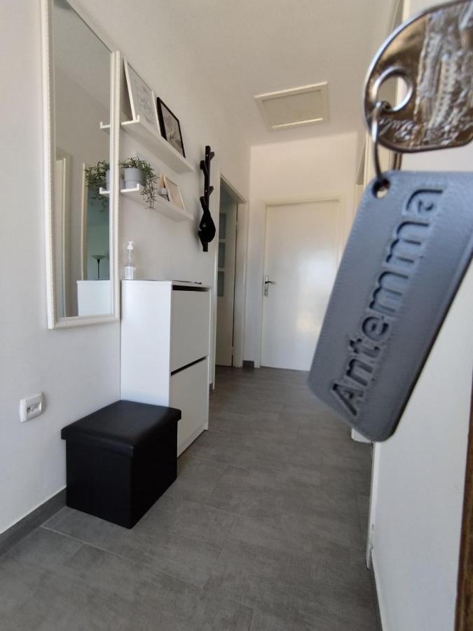Antemma Apartment Pula Luaran gambar